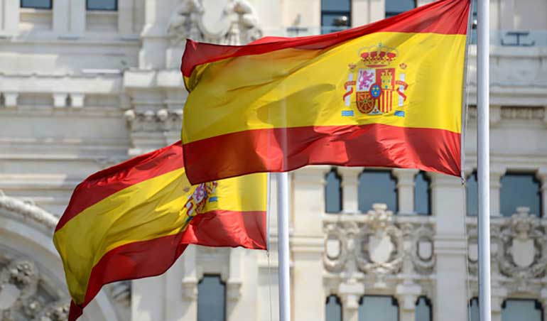Spanish Online Gambling Revenue Improves, Thanks to Sports and Slots
