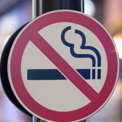 Lawmakers Look into Expanding PA Indoor Smoking Ban in Casinos